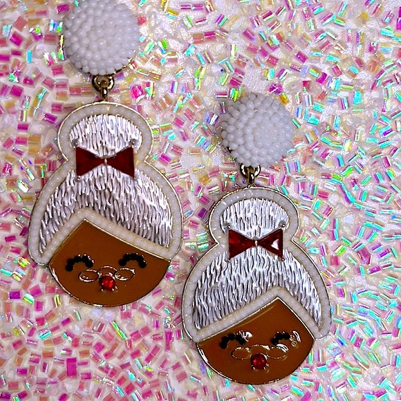 Mrs.Clause Earrings - Picture 1 of 5